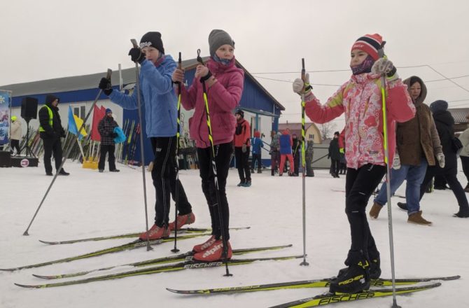 Более 200 участников встали на соликамскую лыжню за «Кубок «Снежинки»